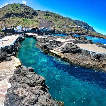 Jungle House In Albatros Park アパート